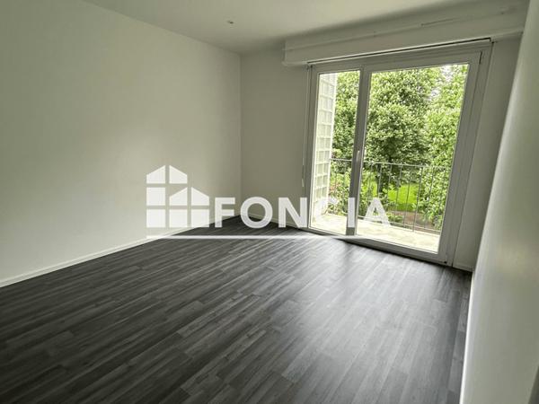Location Appartement 5 pièces 97.47 m² - 12 AVENUE ROGER SALENGRO Mulhouse 68200