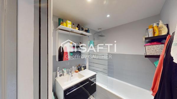 Maison dans la pinède à 2 pas de la plage