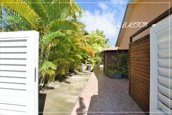 Les Trois-Îlets – Maison T3 -piscine– 200 m plage – 61 m² Hab. – Terrain plat 279 m² (972) - A vendre