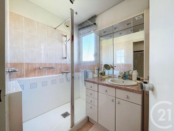 Appartement T3 à vendre  3 pièces - 56,61 m2 ANTIBES - 06