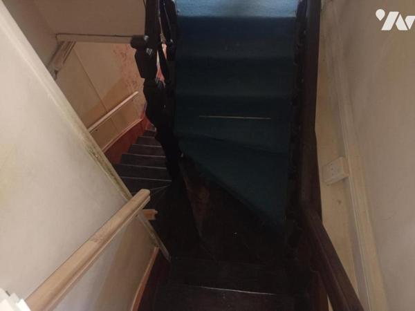 MAISON DE VILLE AVEC GARAGE A VENDRE A STENAY