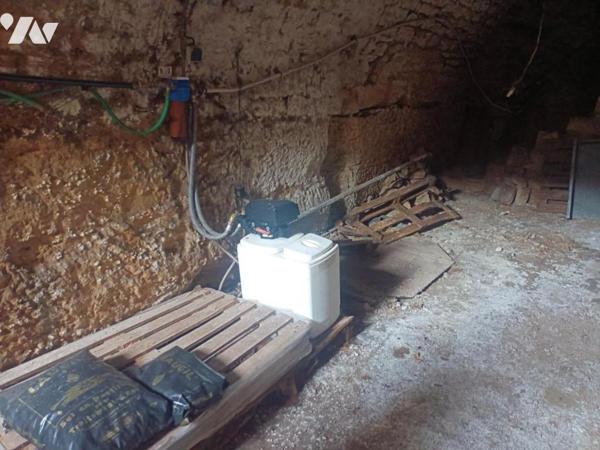 MAISON DE VILLE AVEC GARAGE A VENDRE A STENAY