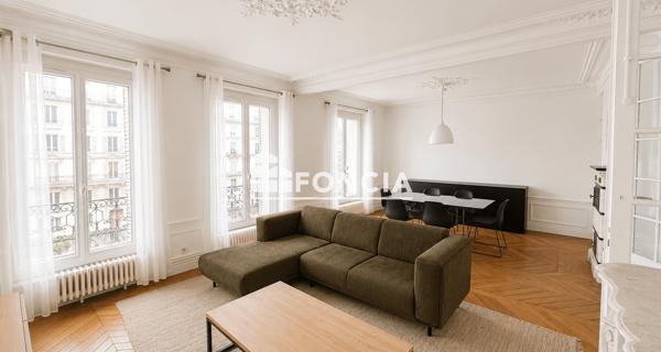 Location Appartement meublé 4 pièces 99.94 m² - Paris 75017
