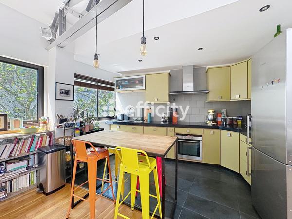 Appartement
         4 pièces
        - 109 m² Exclusivité 710 000 € *