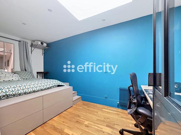 Appartement
         4 pièces
        - 109 m² Exclusivité 710 000 € *