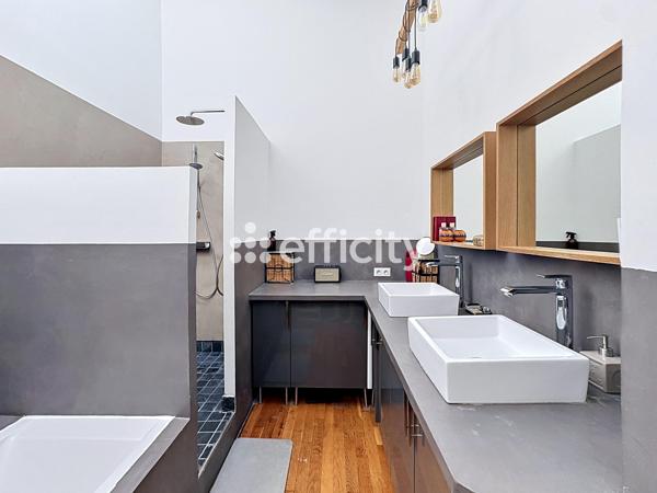 Appartement
         4 pièces
        - 109 m² Exclusivité 710 000 € *
