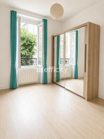 Appartement
         1 pièce
        - 22 m² Exclusivité 193 000 € *