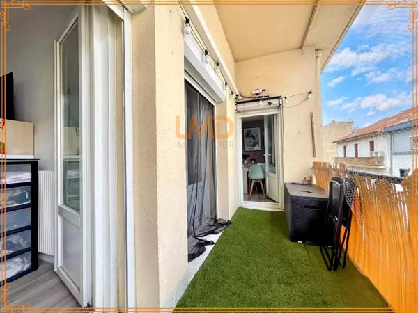 Coup de CŒUR – T4 Traversant 90 m² – Balcons – Cave
