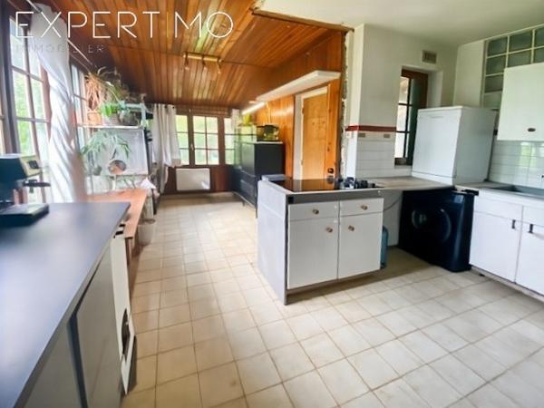 Glisolles (27190) Maison à vendre avec dépendance et parc boisé à Glisolle