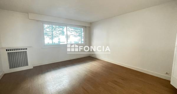 Location Appartement 3 pièces 59.38 m² - Montrouge 92120