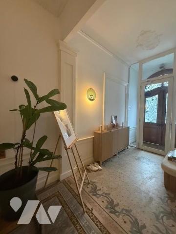 ANGERS CENTRE IMMEUBLE EN PLEINE PROPRIETE A USAGE MIXTE