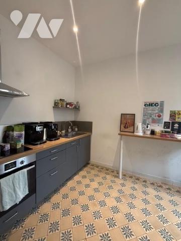 ANGERS CENTRE IMMEUBLE EN PLEINE PROPRIETE A USAGE MIXTE