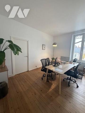 ANGERS CENTRE IMMEUBLE EN PLEINE PROPRIETE A USAGE MIXTE