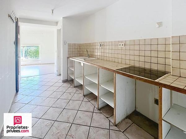 Rians Immeuble de rapport  local commercial + Appartements