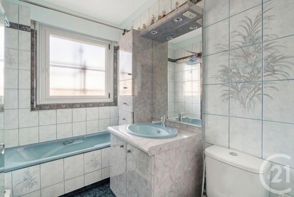 Appartement à vendre  2 pièces - 46,93 m2 PARIS - 75018