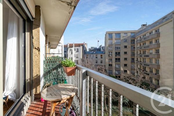 Appartement à vendre  2 pièces - 46,93 m2 PARIS - 75018