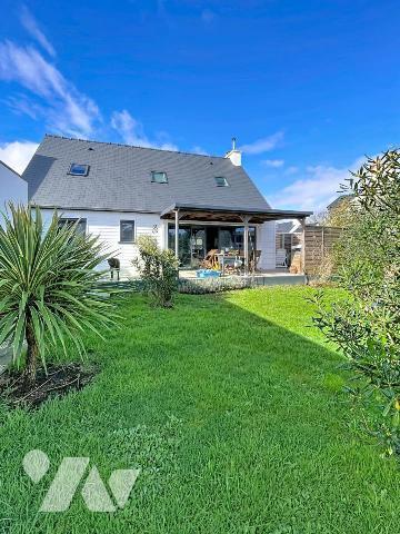 PLOEMEUR entre BOURG et PLAGES - VIE DE PLAIN PIED -  GRAND GARAGE