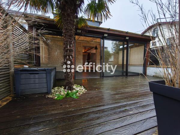 Maison 7 pièces - 180 m²