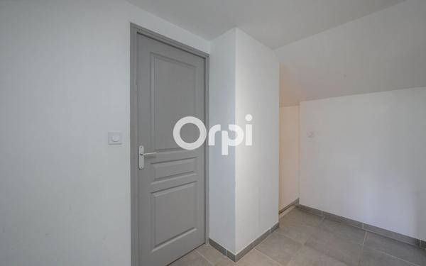 Maison à vendre    2 pièces •  Fenain