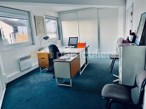 Location Bureaux403,22 m² - CHAMALIÈRES (63400)