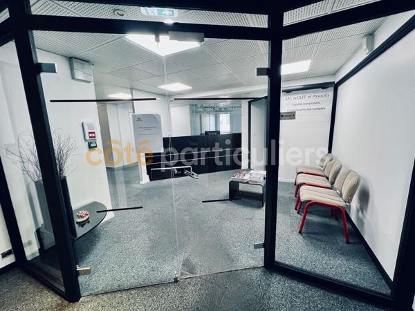 Location Bureaux403,22 m² - CHAMALIÈRES (63400)