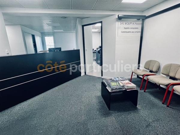 Location Bureaux403,22 m² - CHAMALIÈRES (63400)