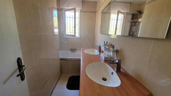 Vente Maison 5 pièces 103 m2 à Le Luc