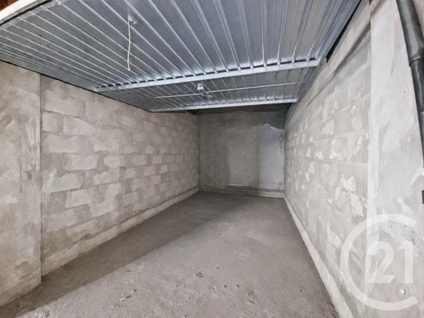 Parking à vendre  12,10 m 2   SETE  - 34