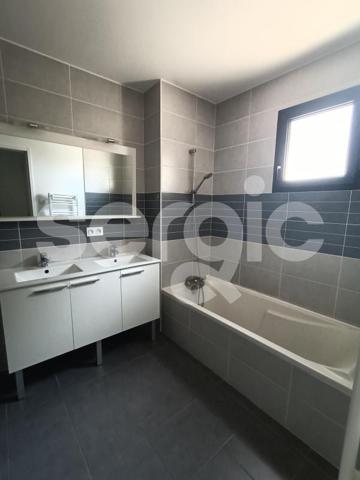 Location 4 Pieces 98 33160 Saint Medard En Jalles 57 4439 01 0004