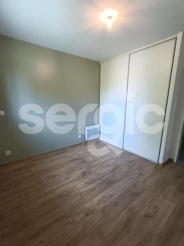 Location 4 Pieces 98 33160 Saint Medard En Jalles 57 4439 01 0004