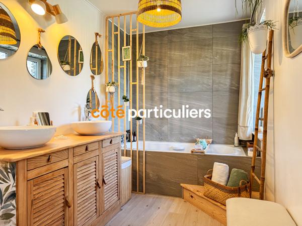 Vente Maison180 m² - 8 Pièces - SAINT CLAIR SUR L ELLE (50680)