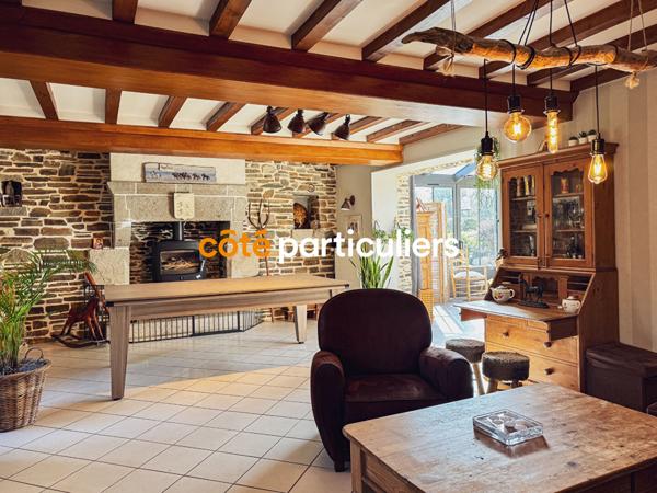 Vente Maison180 m² - 8 Pièces - SAINT CLAIR SUR L ELLE (50680)