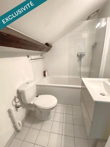 Charmant dernier étage, lumineux et au calme