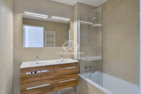 Lyon 7 -Appartement de 76 m² – 2 chamnbres – terrasses – garage