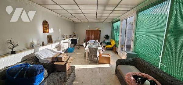 DUNKERQUE CENTRE
Appartement au 1er étage avec une belle terrasse de 65 m².
Belle entrée carr...