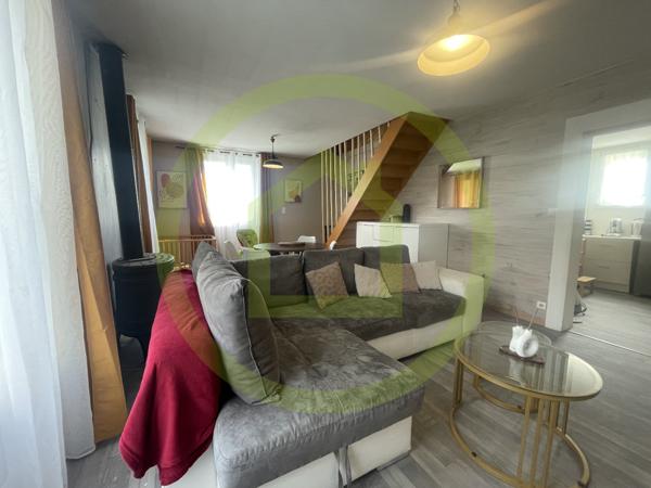 Maison à MARINGUES (63350)