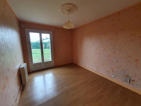 Maison de 98m2 à vendre avec 3 chambres et bureau à Hagetmau Maison de 98m2 à vendre avec 3 chambres et bureau à Hagetmau