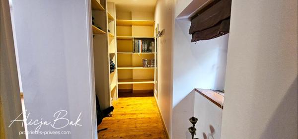 Maison Villespy 12 pièce(s) 255 m2