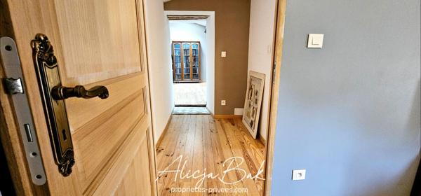 Maison Villespy 12 pièce(s) 255 m2