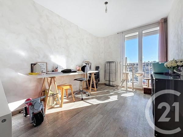 Appartement F4 à vendre  4 pièces - 76,28 m2 MARSEILLE - 13013