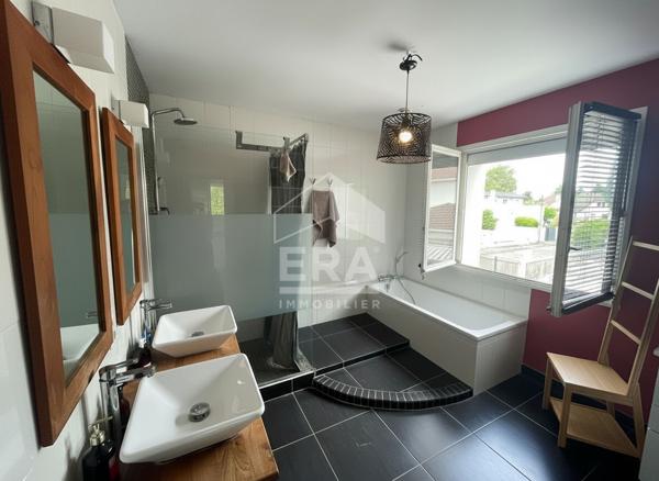 Appartement d'exception 5 pièces à vendre à Lons - Un havre de paix lumineux et spacieux