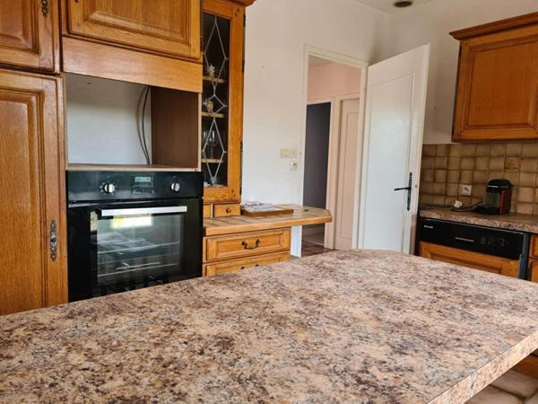 Maison à Saint-Georges-des-Coteaux 4 chambres de 123 m2