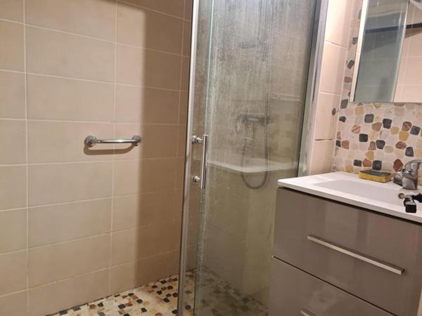 Maison à Saint-Georges-des-Coteaux 4 chambres de 123 m2