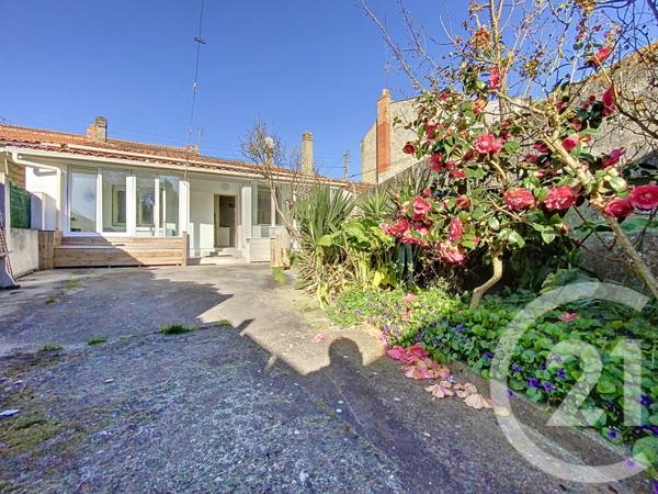 Maison à vendre  3 pièces - 63,55 m2 ROCHEFORT - 17