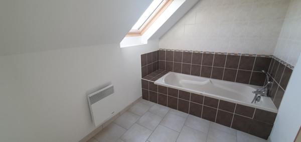 Maison de plain-pied 4 chambres - Au calme avec une vue dégagée