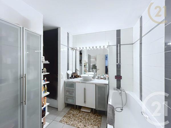 Appartement F4 à vendre  4 pièces - 100 m2 LEVALLOIS PERRET - 92