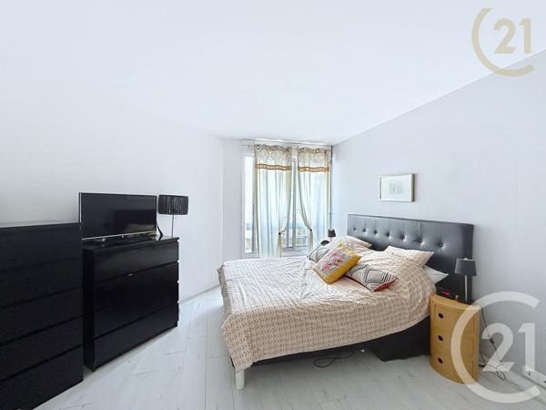 Appartement F4 à vendre  4 pièces - 100 m2 LEVALLOIS PERRET - 92