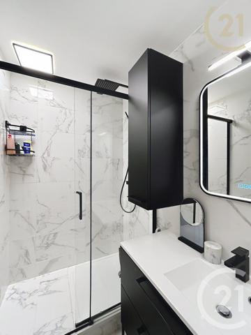 Appartement F4 à vendre  4 pièces - 100 m2 LEVALLOIS PERRET - 92