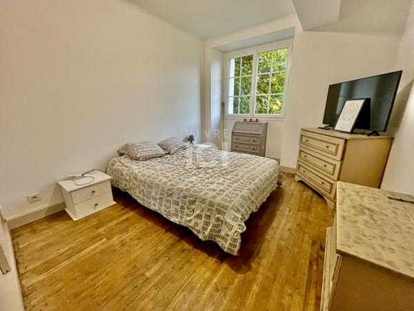 LONGERE - 77m² - 3 CHAMBRES - BOURG- LOCATAIRE EN PLACE