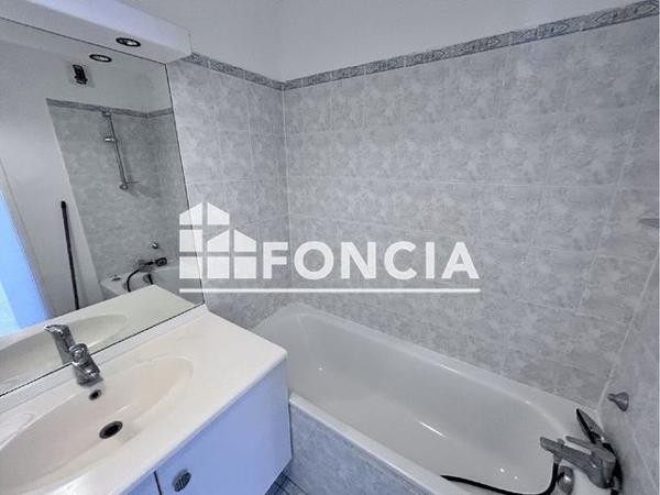 Location Appartement 2 pièces 48.5 m² - 2 RUE RACINE Rueil-malmaison 92500